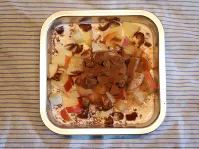 Haferflocken mit Apfel und Datteln Rezeptbild zu Haferflocken mit Apfel und Datteln